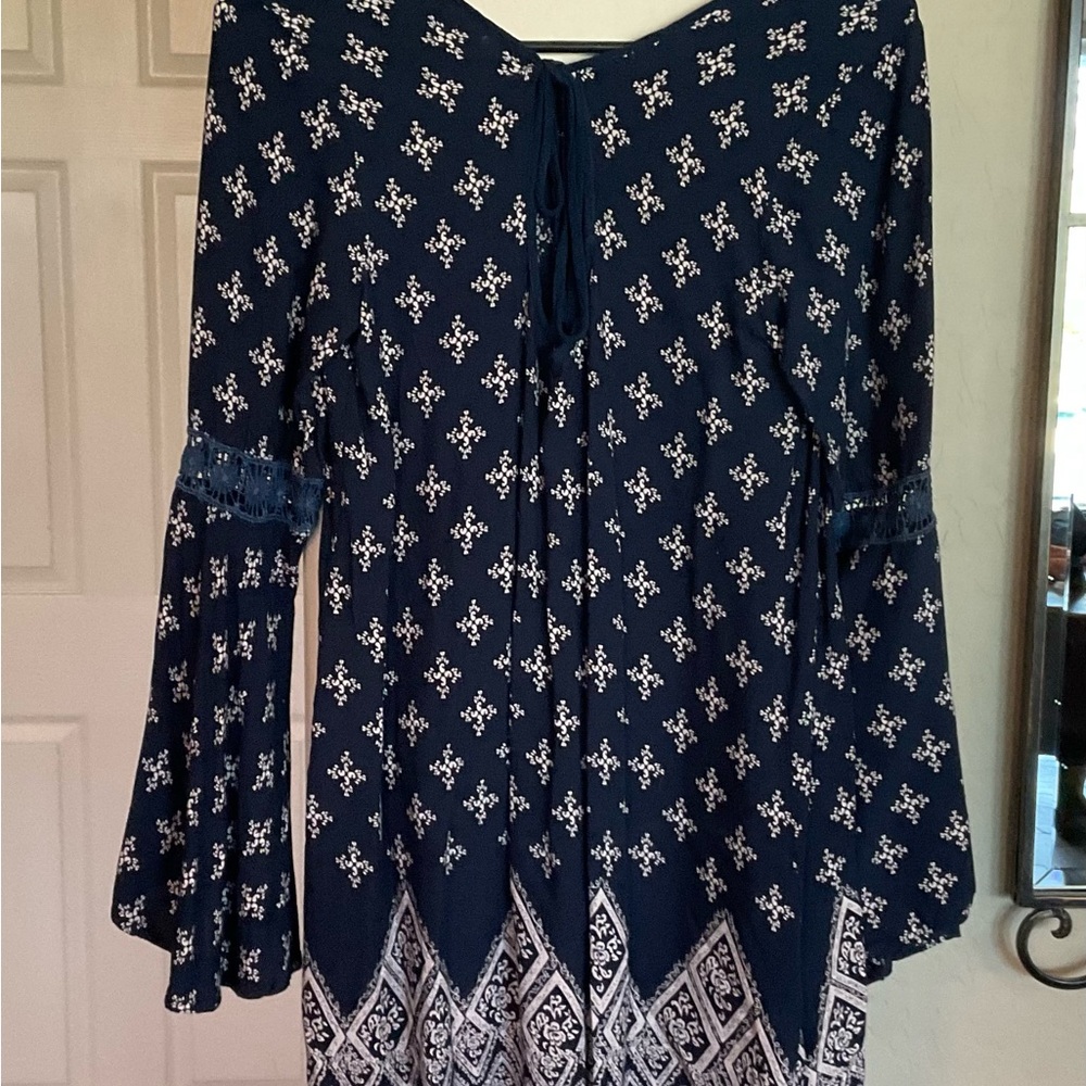 Medium dress